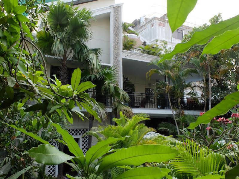 The Sangkum Hotel Пном Пен Екстериор снимка